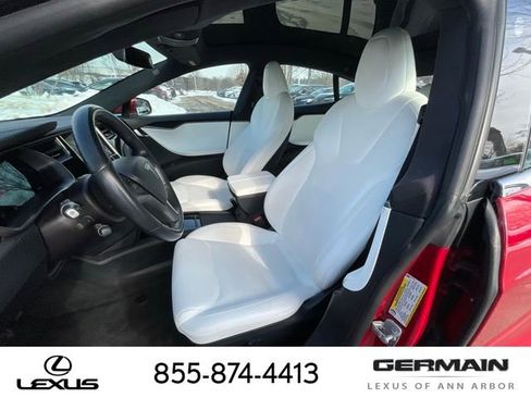 Used 2020 Tesla Model S Long Range Plus image 12