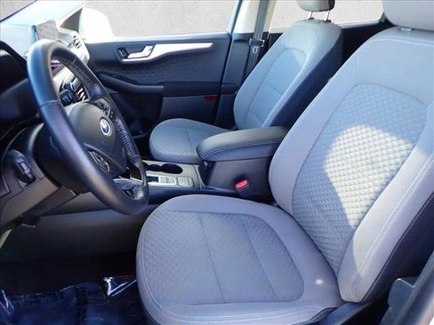 Used 2020 Ford Escape SE Sport image 11