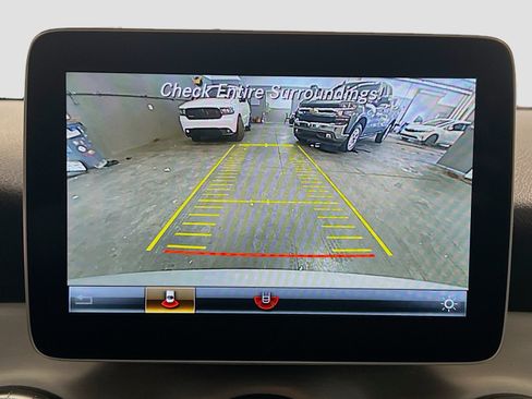 Used 2019 Mercedes-Benz CLA 250 image 9