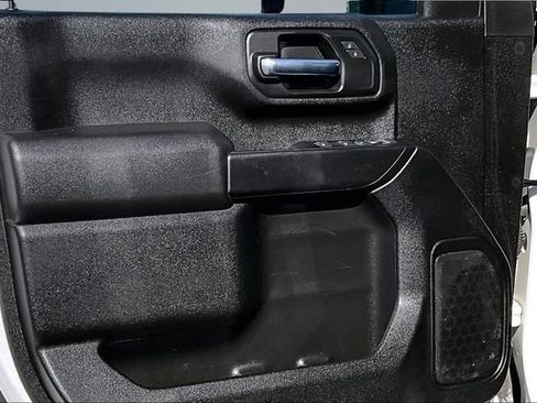 Used 2023 Chevrolet Silverado 2500 Custom w/ Infotainment Package image 19