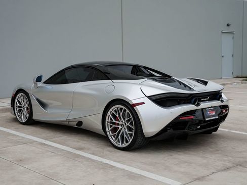 Used 2020 McLaren 720S Performance RWD image 26