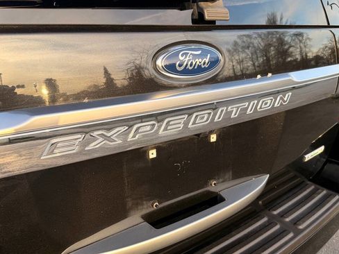 Used 2015 Ford Expedition Platinum image 44