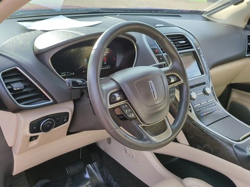 Used 2019 Lincoln Nautilus Reserve w/ Ultimate Package image 14