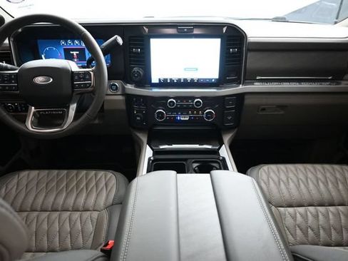 Used 2026 Ford F450 Platinum w/ Platinum Plus Package AWD/4WD image 16