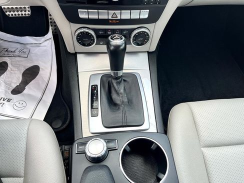 Used 2012 Mercedes-Benz C 300 4MATIC Sedan image 24