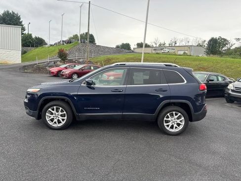 Used 2015 Jeep Cherokee Latitude FWD image 5