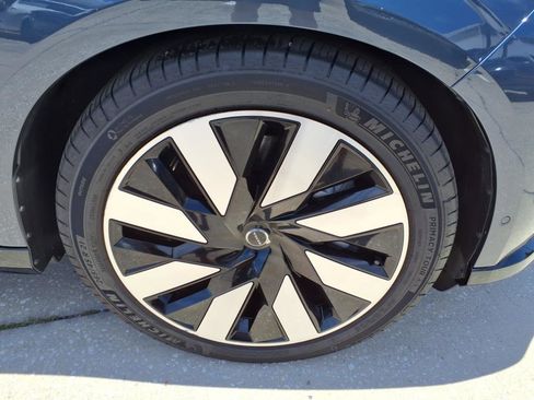 New 2025 Volvo EX90 Ultra image 9