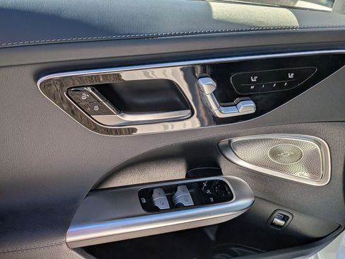 Certified 2025 Mercedes-Benz C 300 4MATIC Sedan image 13