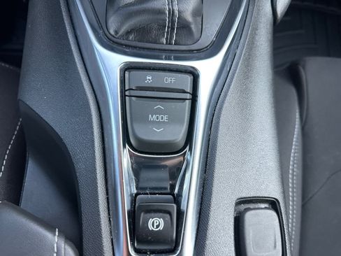 Used 2023 Chevrolet Camaro LT RWD image 27