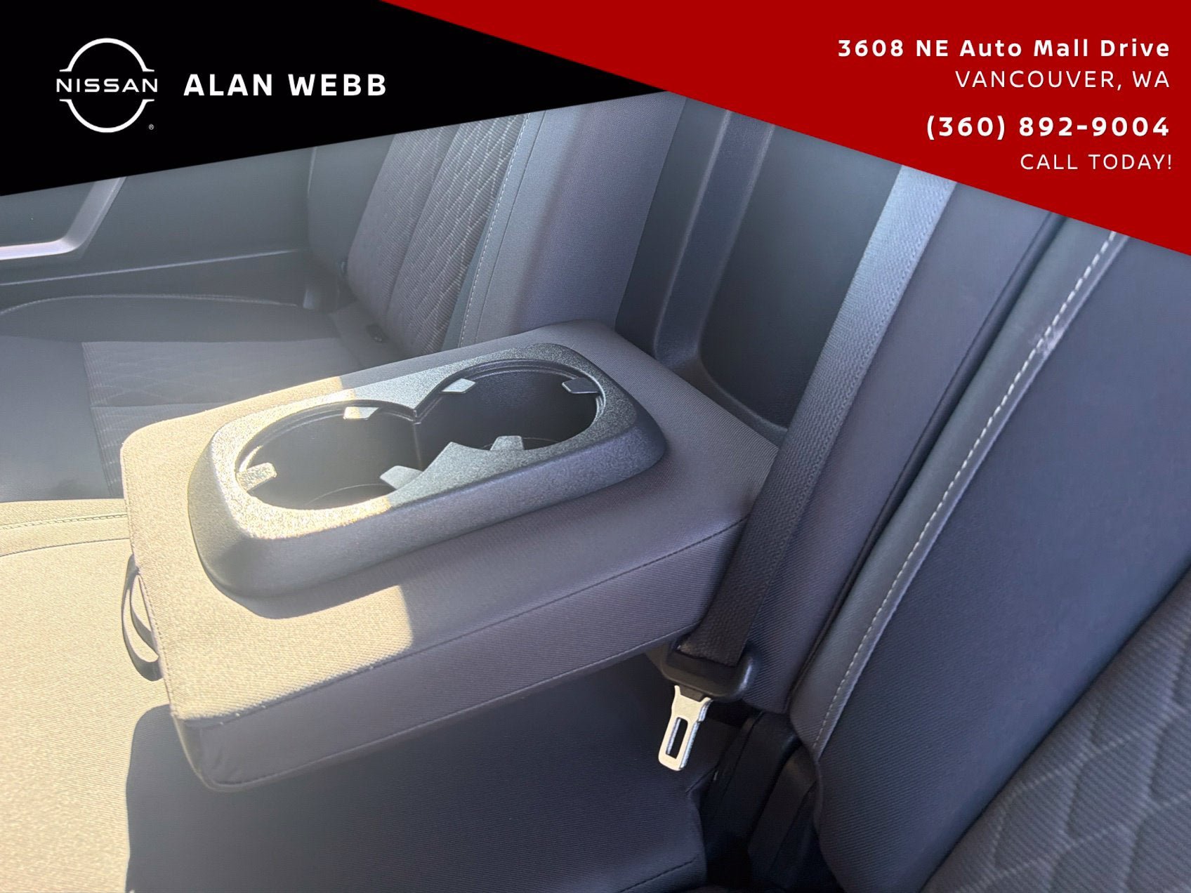 Used 2023 Nissan Titan SV AWD/4WD image 30