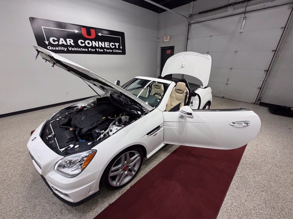 Used 2016 Mercedes-Benz SLK 350 image 41