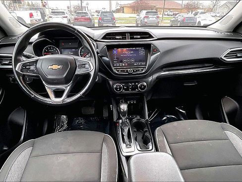 Used 2023 Chevrolet TrailBlazer LT AWD/4WD image 7