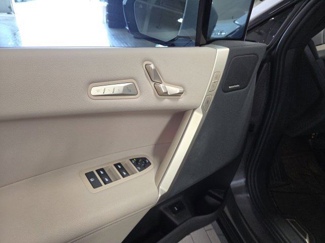Certified 2024 BMW iX xDrive50 w/ Premium Package AWD/4WD image 11