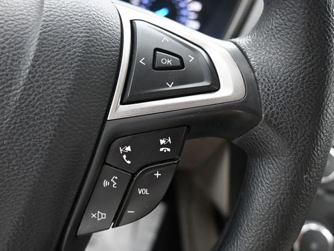 Used 2017 Ford Fusion SE image 27