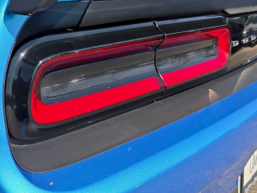 Used 2019 Dodge Challenger SRT Hellcat w/ Plus Package RWD image 10
