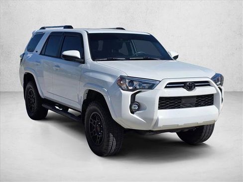 Used 2021 Toyota 4Runner SR5 image 3