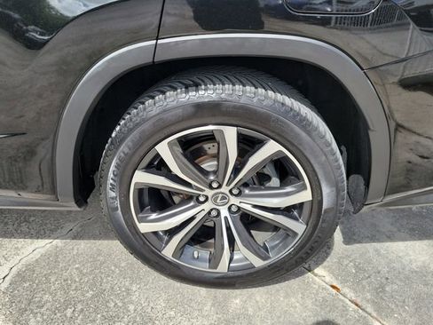 Used 2019 Lexus RX 350L FWD w/ Premium Package image 6