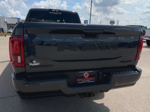 Used 2025 RAM 2500 Laramie w/ Night Edition AWD/4WD image 7