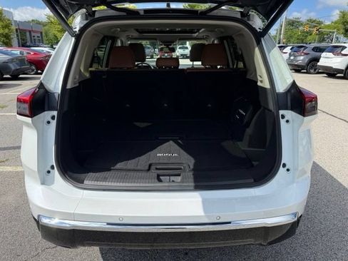 Certified 2026 Nissan Rogue Platinum AWD/4WD image 10