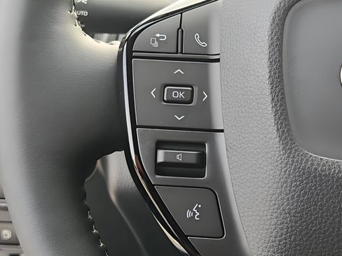 New 2026 Toyota Prius Limited FWD image 23