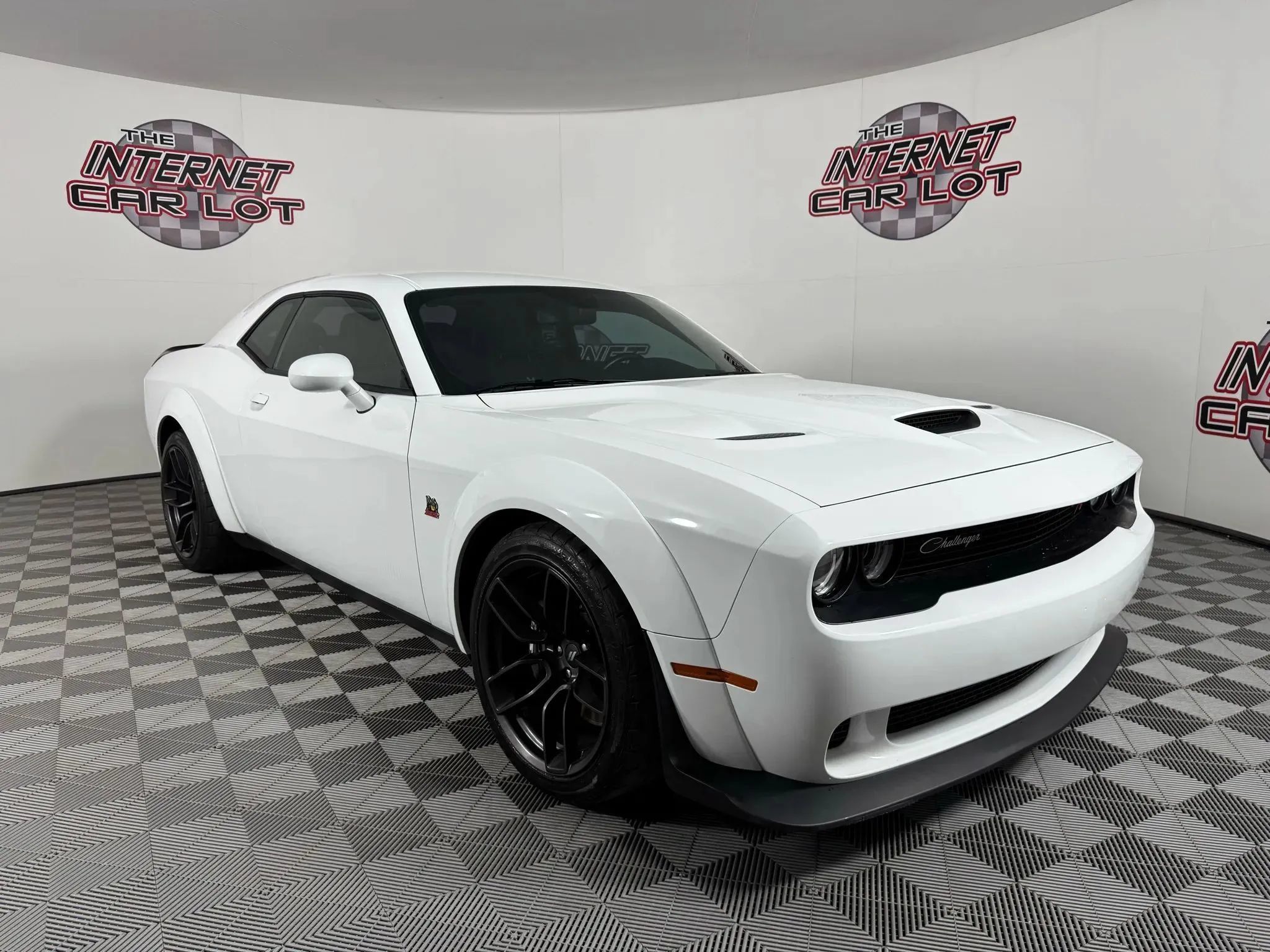 Used 2021 Dodge Challenger R/T Scat Pack RWD image 9