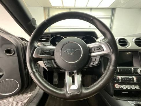 Used 2016 Ford Mustang GT Premium RWD image 4
