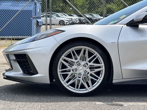 Used 2020 Chevrolet Corvette Stingray Preferred Cpe w/ 2LT Preferred Equipment Group RWD image 11