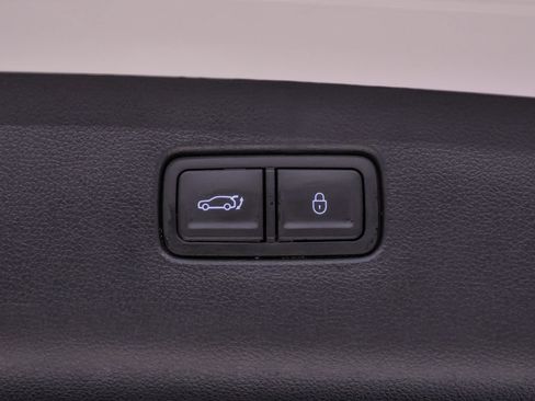 Certified 2026 Genesis GV70 2.5T AWD/4WD image 25