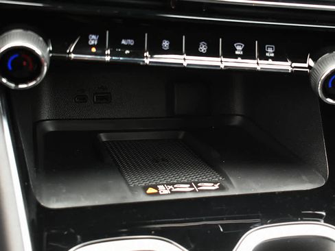 New 2026 Chevrolet Traverse RS AWD/4WD image 23
