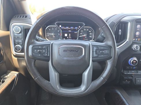Used 2021 GMC Sierra 1500 Denali AWD/4WD image 31