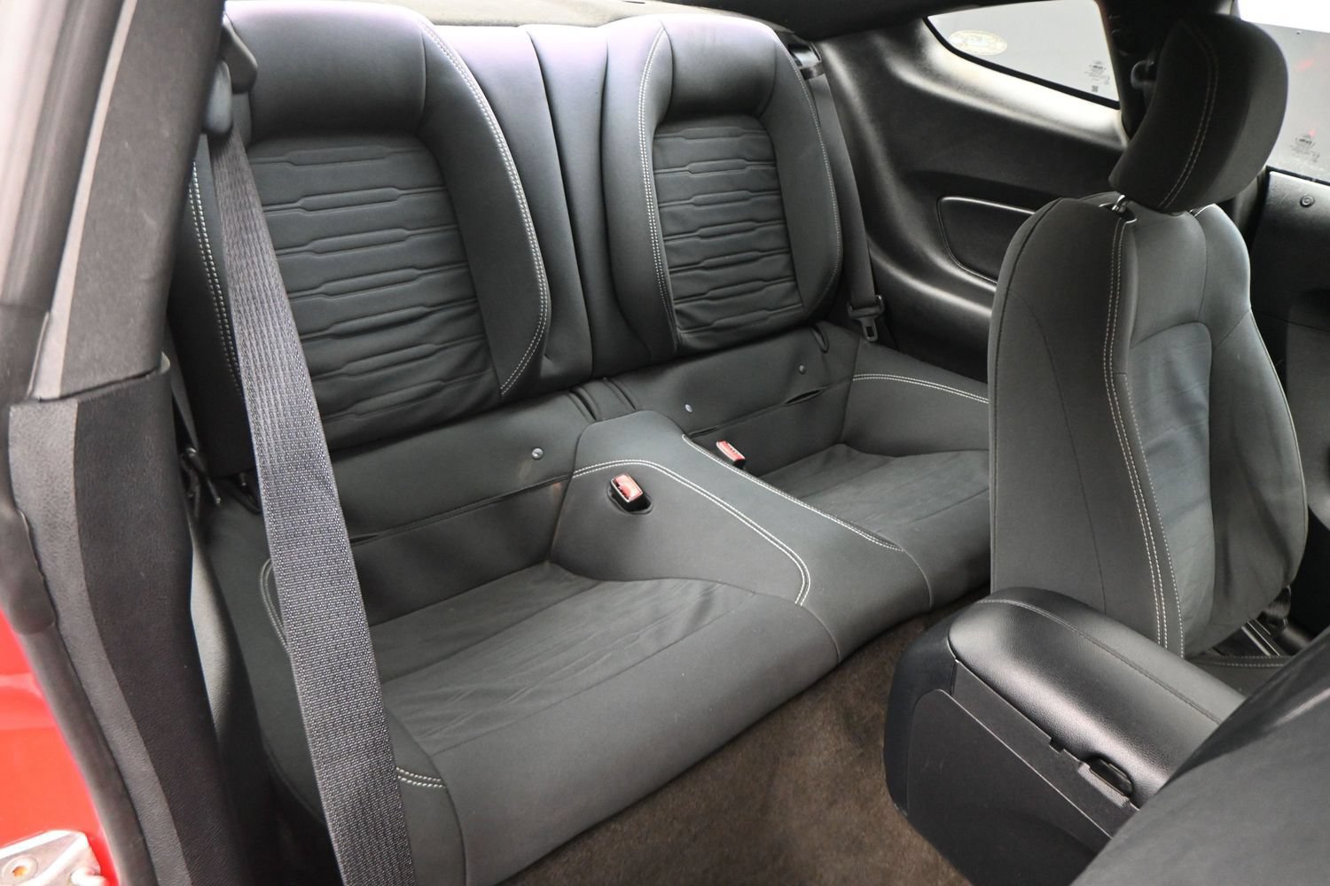 Used 2015 Ford Mustang GT RWD image 13