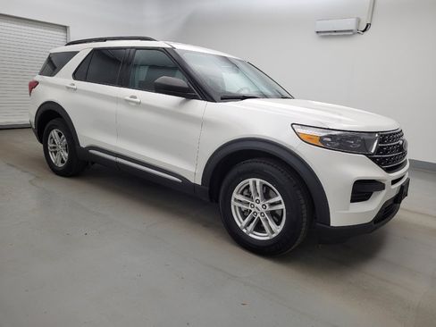 Used 2022 Ford Explorer XLT AWD/4WD image 11