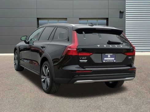 New 2026 Volvo V60 B5 Cross Country Plus w/ Protection Package Premier AWD/4WD image 5
