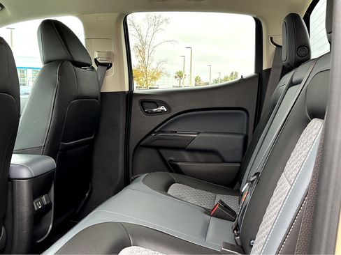 Used 2022 Chevrolet Colorado Z71 image 22