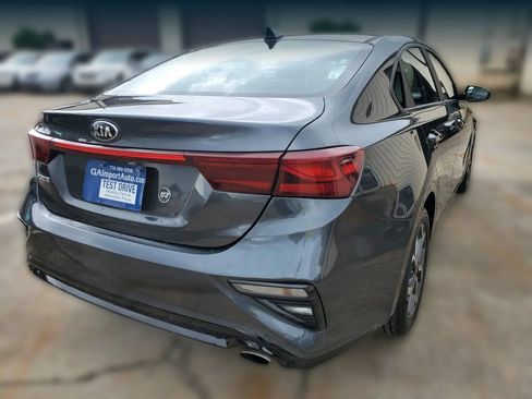 Used 2021 Kia Forte LXS FWD image 13