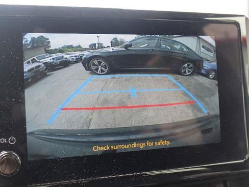 Used 2025 Toyota Corolla LE FWD image 15
