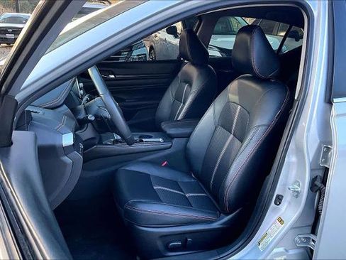 Certified 2022 Nissan Altima 2.5 SR image 8