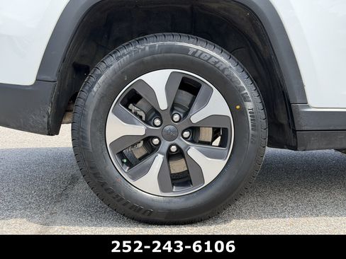 Used 2022 Jeep Grand Cherokee Limited 4xe w/ Luxury Tech Group II AWD/4WD image 51
