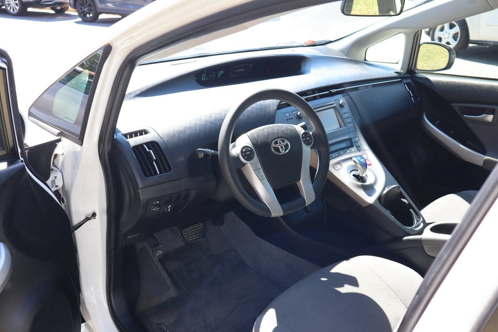 Used 2014 Toyota Prius Three FWD image 8