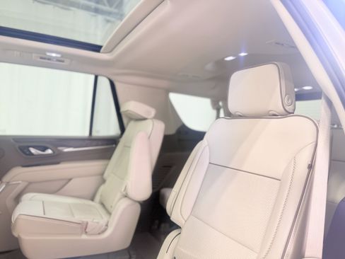 Certified 2021 GMC Yukon Denali w/ Denali Premium Package image 28