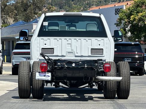 New 2026 Ford F350 XL w/ XL Chrome Package RWD image 4