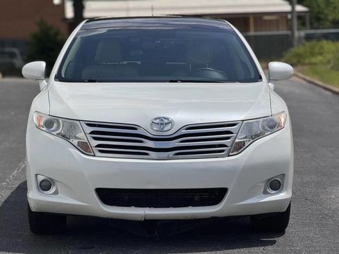 Used 2011 Toyota Venza image 3