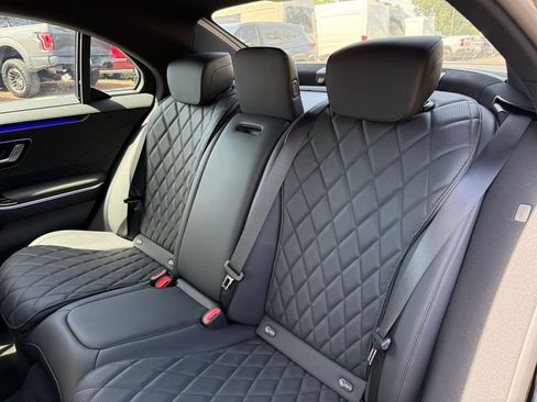 New 2025 Mercedes-Benz S 580 4MATIC Sedan image 13