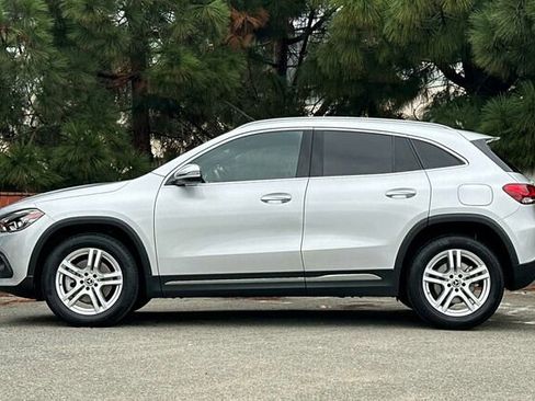 Used 2023 Mercedes-Benz GLA 250 4MATIC image 7