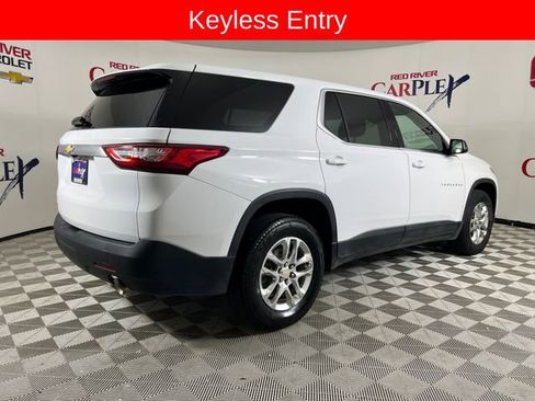 Used 2021 Chevrolet Traverse LS w/ LPO, Floor Liner Package image 8