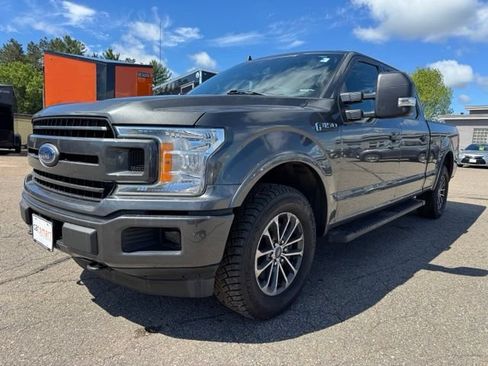 Used 2020 Ford F150 XLT w/ Equipment Group 302A Luxury AWD/4WD image 3