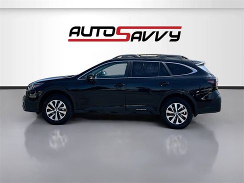Used 2020 Subaru Outback Premium image 4