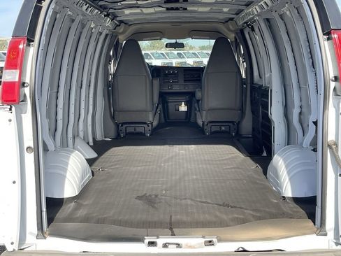 New 2025 GMC Savana 2500 Extended w/ Driver Convenience Package image 25