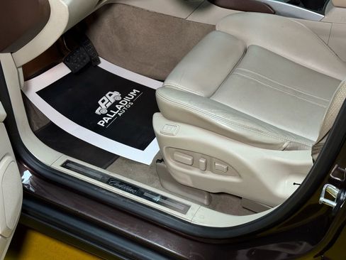 Used 2015 Cadillac SRX Luxury w/ Driver Awareness Package image 36