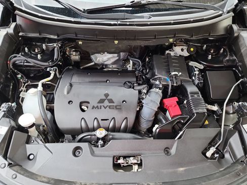 Used 2025 Mitsubishi Outlander Sport ES AWD/4WD image 42
